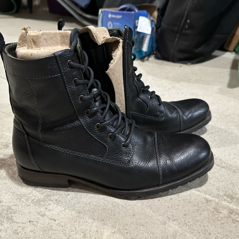 Men’s Shoes